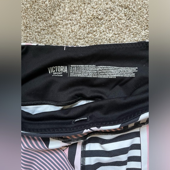 Victoria Secret Sport Leggings - Picture 3 of 3